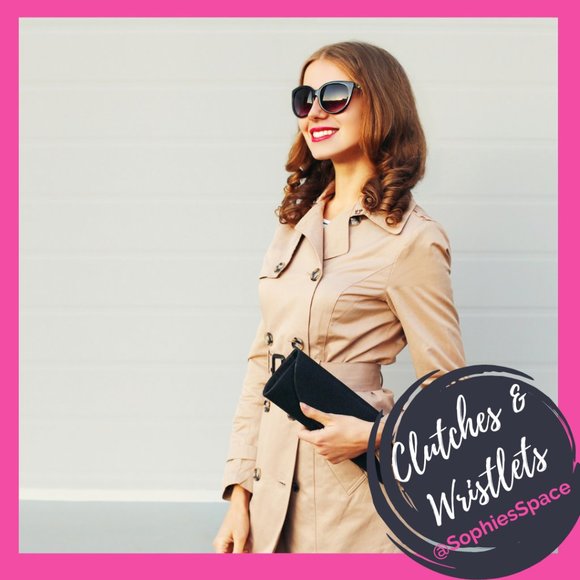 CLUTCHES & WRISTLETS SECTION - Picture 2 of 3